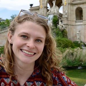 Meet your Posher, Elise